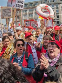 Preschool teachers in Germany rally during their strike