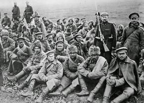 Russian soldiers during the First World War after surrendering to German forces
