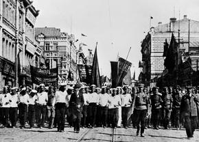 Russian soldiers and sailors march against war during the February Revolution in Petrograd