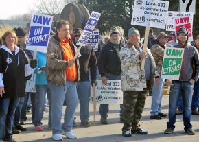 Kohler workers in Wisconsin stand strong on the picket line